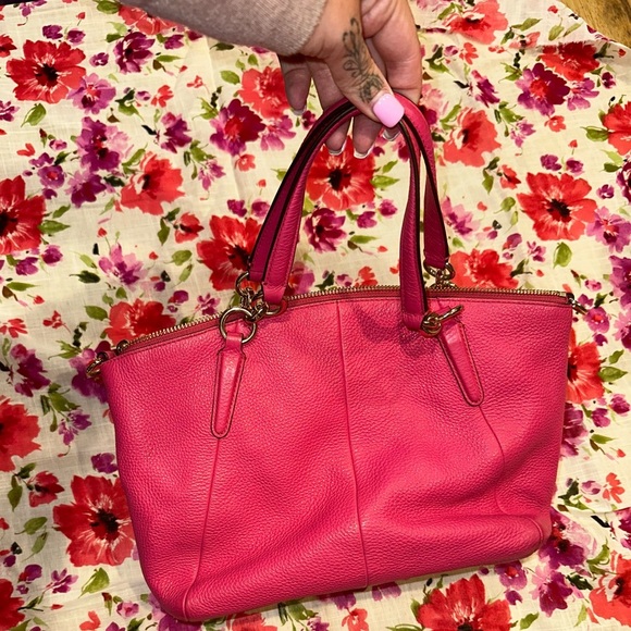 Coach Pink Leather Bag - Picture 6 of 9